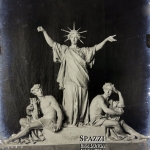 Gruppo con Gloria, Scienza ed Arte, pantheon Ingenio Clarisn 1902 – Carlo e Attilio Spazzi – Cimitero Monumentale VR (non più esistente)